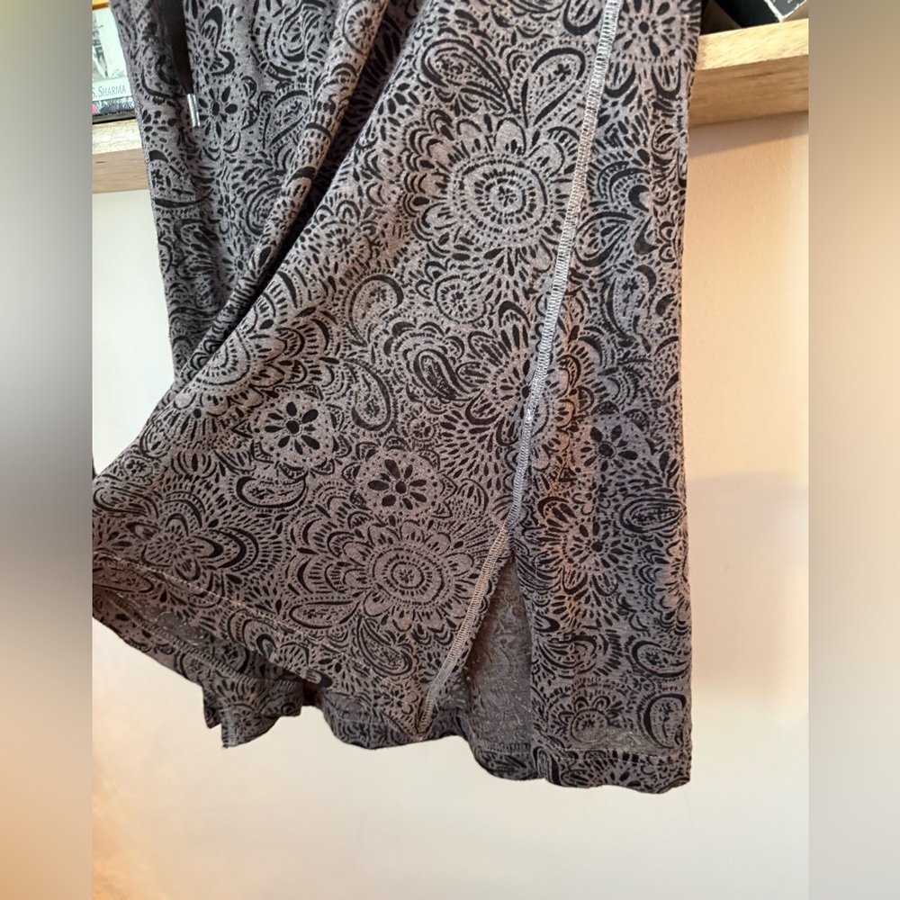 Athleta Sheer Black and Gray Patterned lightweight Hoodie - Picture 3 of 9